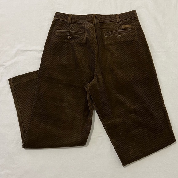 Timberland Corduroy Brown Pants with pockets - Picture 2 of 6